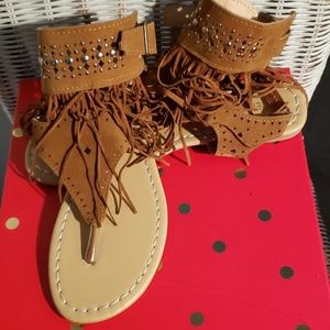 Fringed brown faux suede sandals